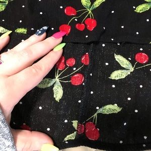 Potters pot cherry low back top